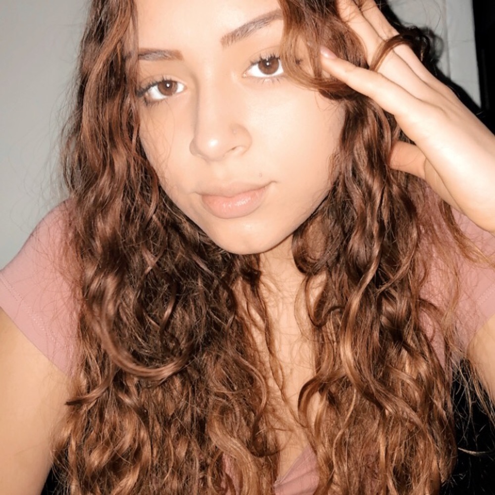 Meet your Posher, Andrea